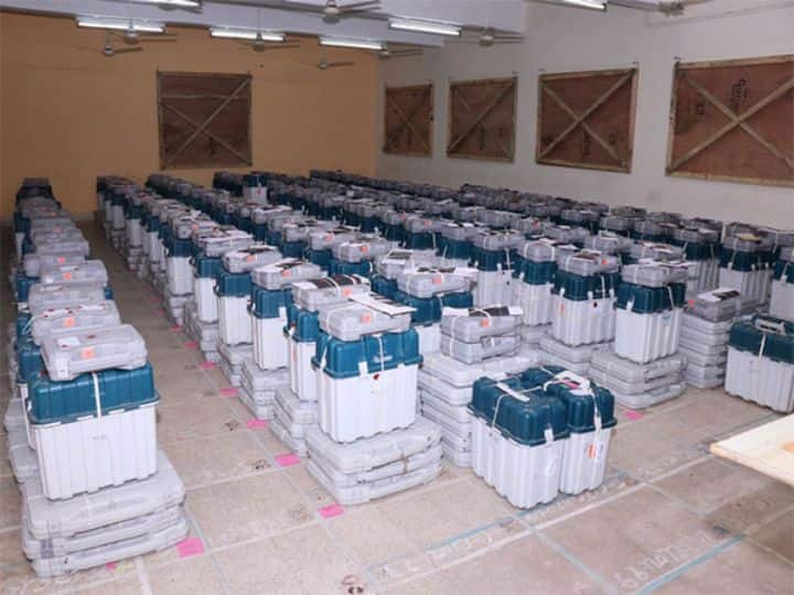 tripura assembly elections 2023 EVM ballot boxes kept under tight security Tripura Assembly Polls: त्रिपुरा में कड़ी सुरक्षा के बीच रखे गए EVM और बैलेट बॉक्स, 87 प्रतिशत से ज्यादा हुआ था मतदान
