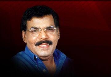 இவர் கேரளாவை பூர்வீகமாக கொண்டிருந்தாலும் மலேசியாவில் குடிபெயர்ந்து வசித்து வந்துள்ளார்.