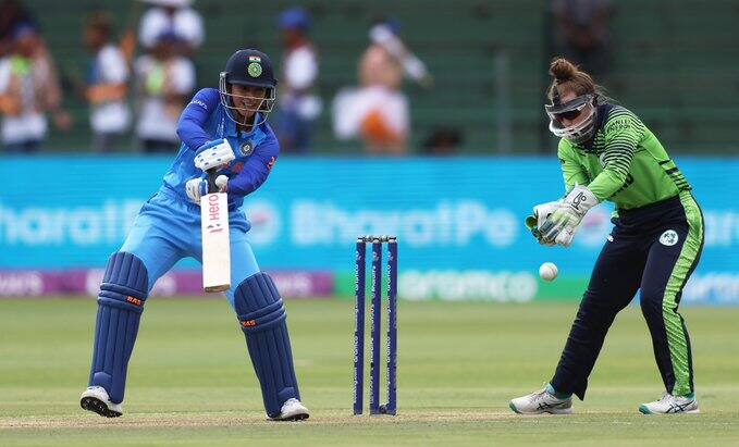 India vs Ireland, Women T20 WC 2023 : महिला टी20 वर्ल्ड कपमध्ये 'करो या मरो'च्या सामन्यात भारताने आयरलँडचा पाच विकेट्सने पराभव केला.