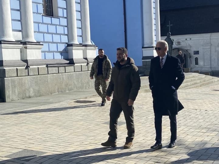 Joe Biden Visit To Kyiv: रूस-यूक्रेन युद्ध के एक साल होने से ठीक पहले अचानक कीव पहुंचे बाइडेन, क्या है वजह
