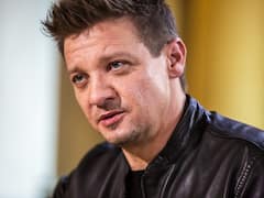 Jeremy Renner Undergoes Electric Stimulation Therapy In Order To Gain 'Muscle Power'