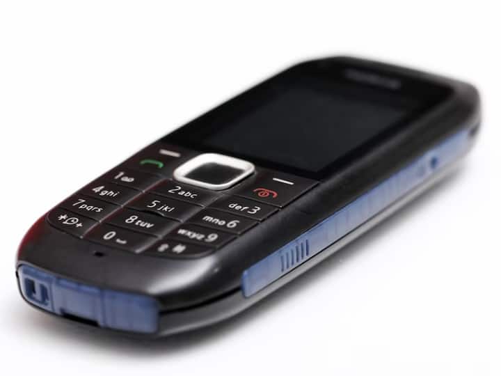 Most Sold Mobile Phone in The World Nokia 1100 Price in India Features History अब तक दुनिया में सबसे ज्यादा बिका है ये फोन, आपके पास भी पहले यही था?
