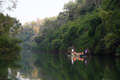 In Pics: केरल की तर्ज पर छत्तीसगढ़ के इस नेशनल पार्क में Bamboo River Rafting शुरू, तस्वीरें देखकर आपको भी आ जाएगा मजा