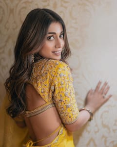 Shriya Saran : ‘வளையப்பட்டி தவிலே தவிலே..’ என்றும் இளமை ஸ்ரேயாவின் லேட்டஸ்ட் க்ளிக்ஸ்!