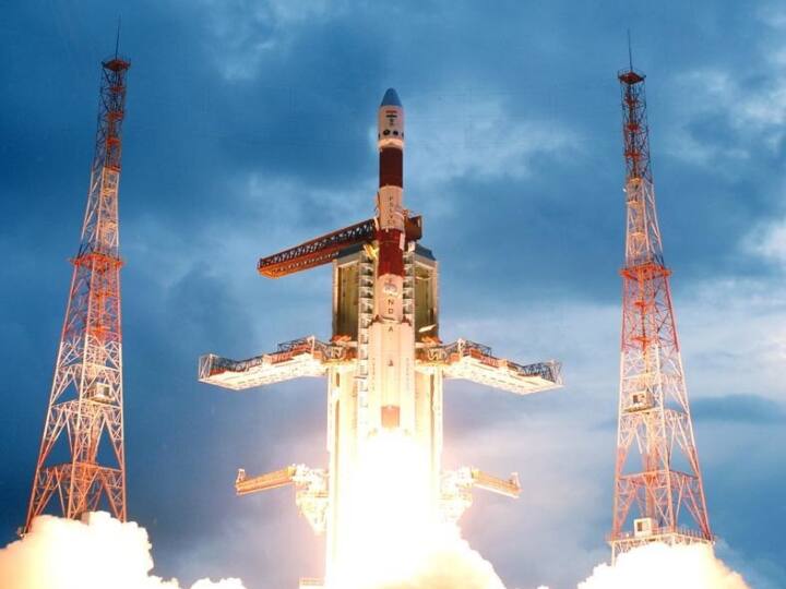 Chandrayaan 3 Mission Moon ISRO Completed the Lander Test Successful Chandrayaan-3: मिशन मून के और करीब पहुंचा ISRO, इस टेस्ट में भी पास हुआ 'चंद्रयान-3', जून में हो सकती है लॉन्चिंग