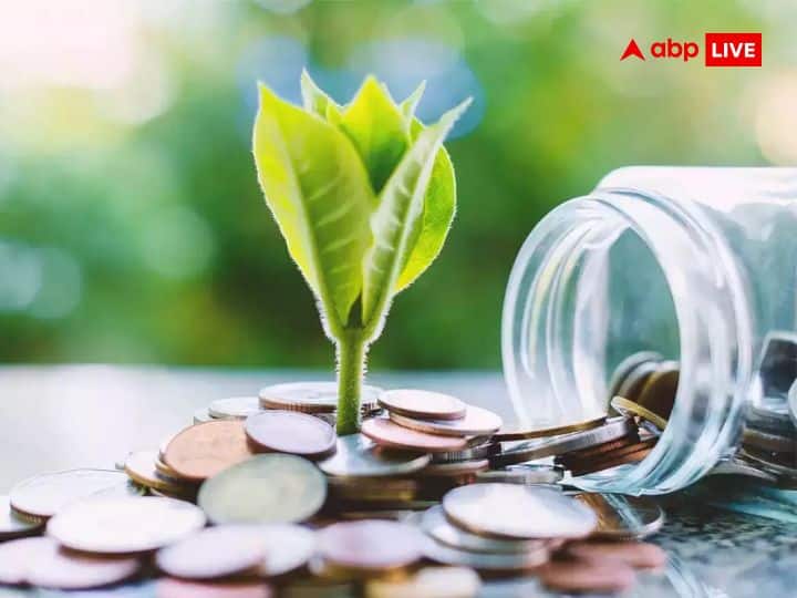 business small saving schemes is favourite collections under senior citizen savings scheme at rs 74625 crore since april this year  Investment : ज्येष्ठांसाठी चालवल्या जाणार्‍या योजनांमधील गुंतवणुकीत वाढ, किती वाढ आणि किती परतावा? 