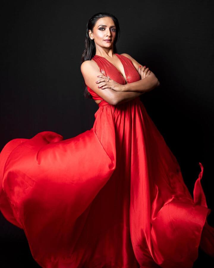 इस फिल्म के जरिए शांति प्रिया पूरे 28 साल के बाद बड़े पर्दे पर वापसी करने वाली हैं. बता दें कि एक्ट्रेस की ये पहली पैन इंडिया फिल्म होगी. जो हिंदी के साथ तमिल, तेलुगू और कन्नड़ में भी बन रही है.