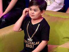 फैंस और पैपराजी के साथ शाहरुख की ‘पठान’ देखने के लिए अब्दू रोजिक ने पूरा थिएटर कराया बुक