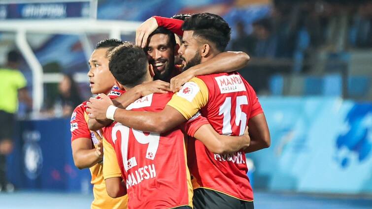 Mahesh Singh Naorem's solitary goal helps East Bengal beat ISL league shield winner Mumbai City FC EB vs MCFC: ডার্বির আগে লিগ শিল্ডজয়ী মুম্বই সিটির বিরুদ্ধে দুরন্ত জয় পেল ইস্টবেঙ্গল