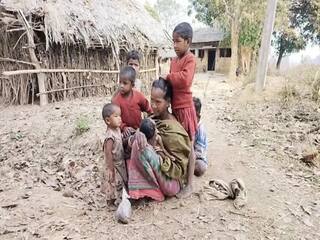 Odisha: tribal mother of 11 thrown out of home for undergoing sterilisation surgery திருமணமான 11 ஆண்டுகளில் 11 குழந்தைகள்.. குடும்ப கட்டுப்பாடு செய்த மனைவி.. வீட்டைவிட்டு துரத்திய கணவன்!