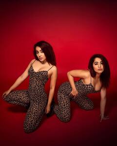 Chinki-Minki's Glamorous Photos:  चिंकी-मिंकीचा ग्लॅमर्स अंदाज, फोटो पाहताच व्हाल फॅन