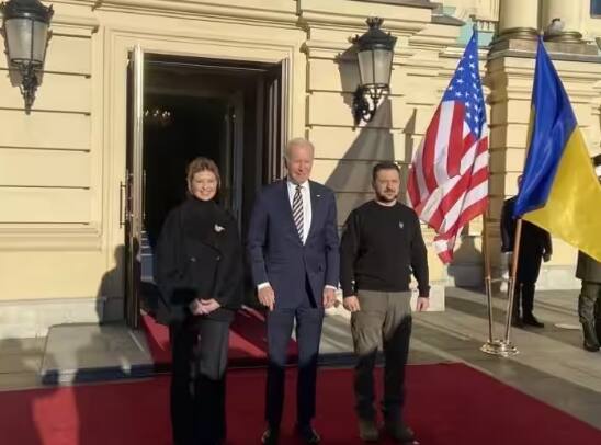  Joe Biden Visit Ukraine:  ਏਅਰ ਸਟ੍ਰਾਈਕ ਦੇ ਸਾਇਰਨ ਦੇ ਵਿਚਕਾਰ, ਬਿਡੇਨ ਜਾਨ ਹਥੇਲੀ 'ਤੇ ਰੱਖ ਕੇ ਕਿਵੇਂ ਪਹੁੰਚੇ ਕੀਵ, ਵੇਖੋ ਤਸਵੀਰਾਂ