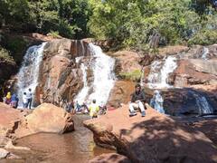 In Pics: नक्सलियों के कब्जे में रहे इस खूबसूरत वाटरफॉल से लोग थे अनजान, 22 साल बाद पर्यटकों से हुआ गुलजार