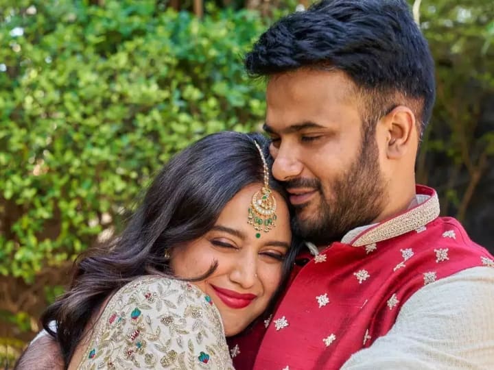 Fahad Ahmed clarified on Swara Bhaskar’s ‘brother’ tweet, gave such a reply