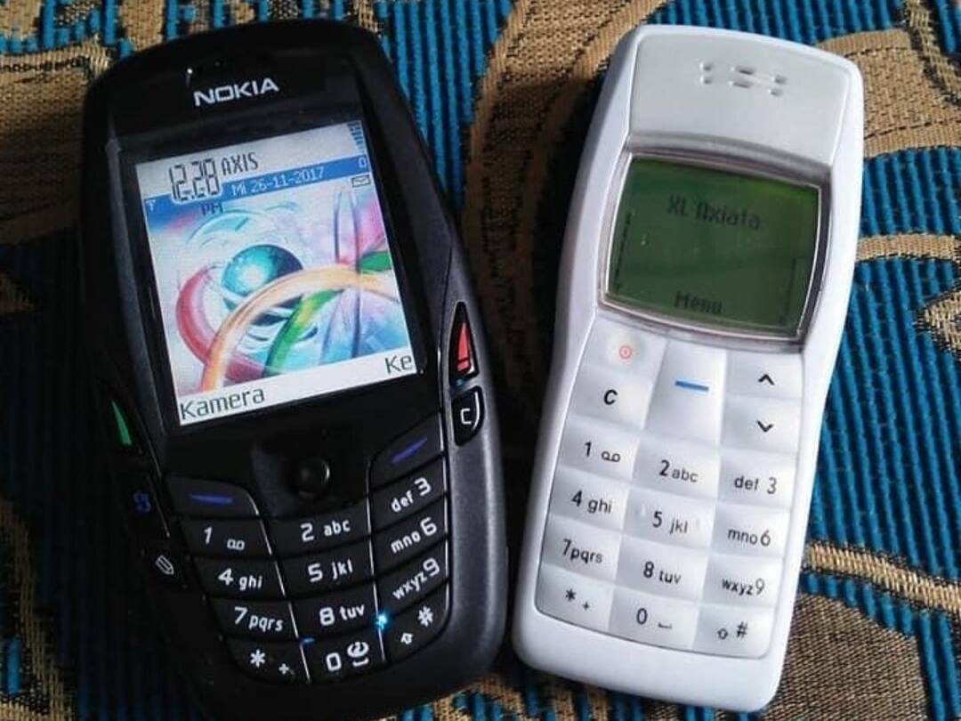 Most Sold Mobile Phone in the World Nokia 1100 Price in India Features History Most Sold Phone: ప్రపంచంలో అత్యధికంగా అమ్ముడుపోయిన ఫోన్ ఇదే - మీ చిన్నప్పుడు వాడే ఉంటారు!