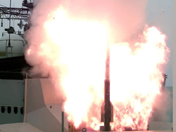 North Korea Fires Ballistic Missiles After ICBM Test Kim Jong Un Sister Kim Yo Jong Warns America North Korea: उत्तर कोरिया ने फिर किया बैलिस्टिक Missile टेस्ट, 48 घंटे में दूसरी बार, किम जोंग की बहन ने दी अमेरिका को वॉर्निंग