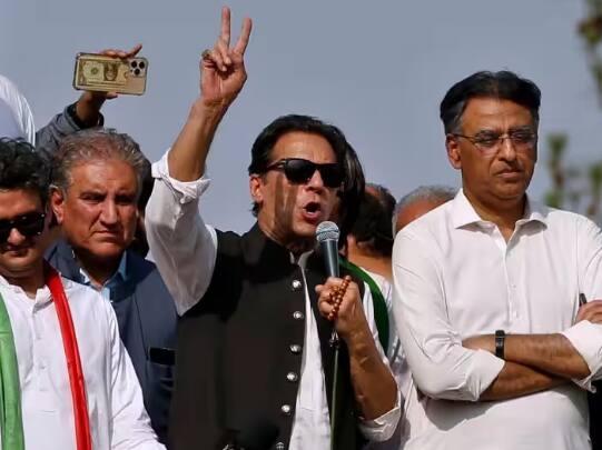 imran-khan-gets-bail-pakistan-former-pm-in-the-case-of-banned-funding-case Imran Khan Gets Bail: ਪਾਕਿਸਤਾਨ ਦੇ ਸਾਬਕਾ ਪ੍ਰਧਾਨ ਮੰਤਰੀ ਇਮਰਾਨ ਖਾਨ ਨੂੰ ਮਿਲੀ ਰਾਹਤ, ਹਾਈ ਕੋਰਟ ਨੇ ਦਿੱਤੀ ਜ਼ਮਾਨਤ