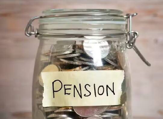 The money deposited under the new pension scheme will not be returned to the states, the Center reiterated ਨਵੀਂ ਪੈਨਸ਼ਨ ਸਕੀਮ ਤਹਿਤ ਜਮ੍ਹਾਂ ਕੀਤੇ ਪੈਸੇ ਰਾਜਾਂ ਨੂੰ ਵਾਪਸ ਨਹੀਂ ਕੀਤੇ ਜਾਣਗੇ, ਕੇਂਦਰ ਨੇ ਮੁੜ ਕੀਤਾ ਸਪੱਸ਼ਟ