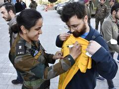 Operation Dost: तुर्किए ने कहा- शुक्रिया भारत! इस तरह उमड़ा प्यार, टीशर्ट पर लिए ऑपरेशन दोस्त की टीम के ऑटोग्राफ