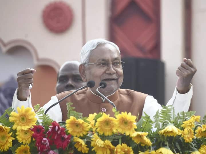 'Is it England? You are working in Bihar': CM Nitish Kumar Pulls Up Official For English Speech 'Is It England? You Are Working In Bihar': CM Nitish Kumar Pulls Up Official For English Speech