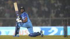 IND vs IRE: হরমনপ্রীতের নজির গড়ার দিনে আয়ার্ল্যান্ডকে হারিয়ে বিশ্বকাপের শেষ চারে ভারত