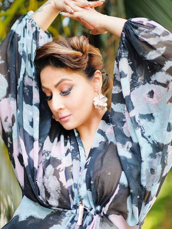 पढ़ाई करने की उम्र में टीवी की कोमोलिका बन चुकी थीं जुड़वां बच्चों की मां