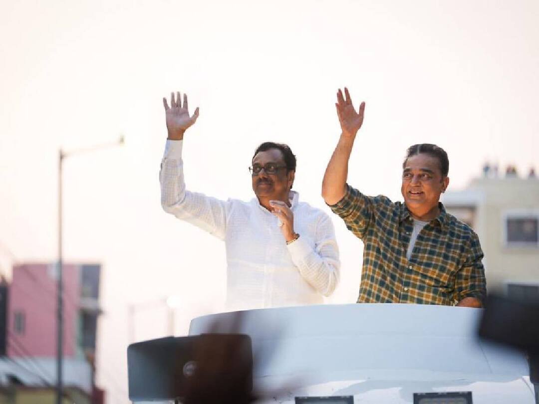 Stand and vote on behalf of charity - Kamal Haasan said during the Erode East by-election campaign. Erode East By-Election: “கை வைக்கவேண்டியது இல்லை; கை சின்னத்தில் மை வையுங்கள்” - கமல்ஹாசன் பரப்புரை..