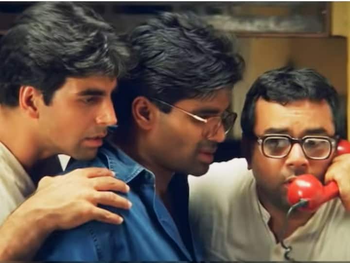 Hera Pheri 3: 'हेरा फेरी 3' में कार्तिक आर्यन नहीं अक्षय कुमार ही निभाएंगे राजू का किरदार, शुरू हुई फिल्म की शूटिंग Hera Pheri 3 film shooting started Akshay Kumar will play Raju not Kartik Aaryan Hera Pheri 3: 'हेरा फेरी 3' में कार्तिक आर्यन नहीं अक्षय कुमार ही निभाएंगे राजू का किरदार, शुरू हुई फिल्म की शूटिंग