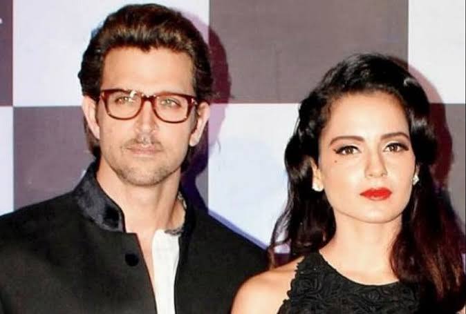 कंगना रनौत अपने बेबाक अंदाज की वजह से काफी है जानी जाती हैं. आपको बता दें कि कंगना रनौत ने ऋतिक रोशन के साथ ब्रेकअप के बाद में उन्हें काफी खरी-खोटी सुनाई है और पब्लिक प्लेस में काफी कुछ बोला भी है. (Photo- Instagram)