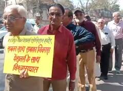 MP Election से महीनों पहले ही मिल गई चुनाव बहिष्कार की चेतावनी! साढ़े पांच लाख नाराज बुजुर्ग सड़कों पर उतरे