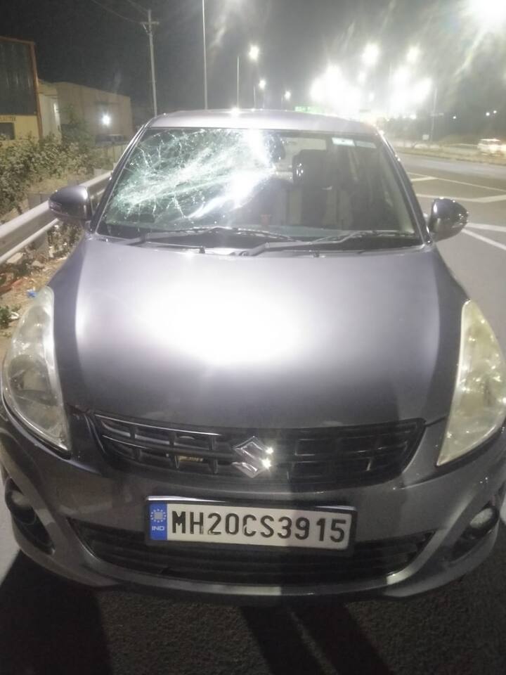 व्यापाऱ्याला पिस्तूलचा धाक दाखवत मारहाण करत 27 लाख 50 हजार रुपये लुटल्याची खळबळजनक घटना समोर आली आहे.