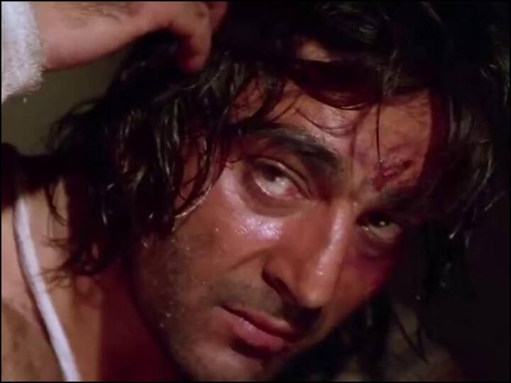 'खलनायक' समेत इन धमाकेदार मूवीज में संजू बाबा गैंग्स्टर बन कर चुके हैं धमाका, ओटीटी पर देखें ये फिल्में Sanjay Dutt Play The Gangster Roll In Khal Nayak To Vaastav The Reality and Others Best Movies On OTT Platform 'खलनायक' समेत इन धमाकेदार मूवीज में संजू बाबा गैंग्स्टर बन कर चुके हैं धमाका, ओटीटी पर देखें ये फिल्में