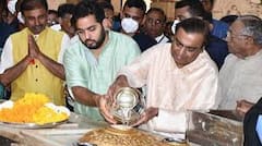 बेटे Aakash Ambani के साथ सोमनाथ मंदिर पहुंचे Mukesh Ambani, पूजा के बाद चढ़ाए इतने करोड़