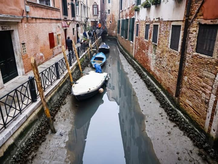 Venice Canals Run Dry As Italy Faces A Drought Alert Once Again