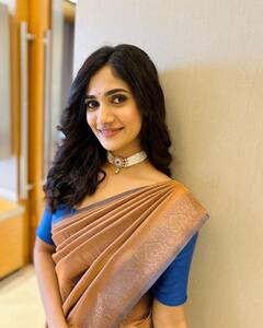 Losliya Mariyanesan : ‘ஒரு தேவதை பார்க்கும் நேரம் இது..’பிக்பாஸ் புகழ் லாஸ்லியாவின் லேட்டஸ்ட் க்ளிக்ஸ்!