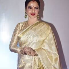 Rekha: ਬਾਲੀਵੁੱਡ ਅਦਾਕਾਰਾ ਰੇਖਾ 67 ਦੀ ਉਮਰ 'ਚ ਕਿਵੇਂ ਦਿਖਦੀ ਹੈ ਇੰਨੀਂ ਜਵਾਨ, ਇਹ ਹੈ ਫਿੱਟਨੈੱਸ ਦਾ ਰਾਜ਼