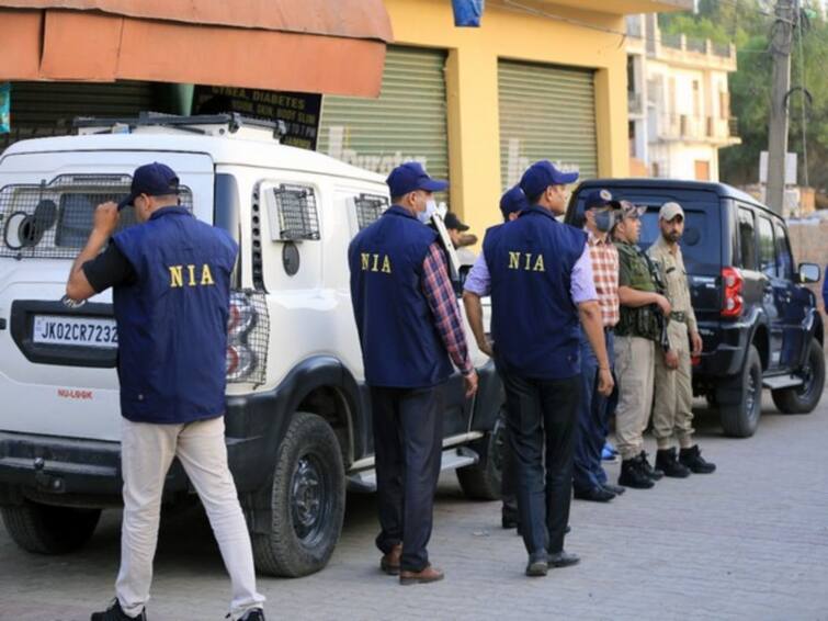 NIA Raids Over 70 Places Across 8 States In Gangster Network Cases NIA Raids Over 70 Places, Premises Of Lawrence Bishnoi’s Close Aide In Gangster Syndicate Cases