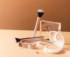 ओह! तो इस वजह से बार-बार चेहरे पर पिंपल्स निकलते हैं