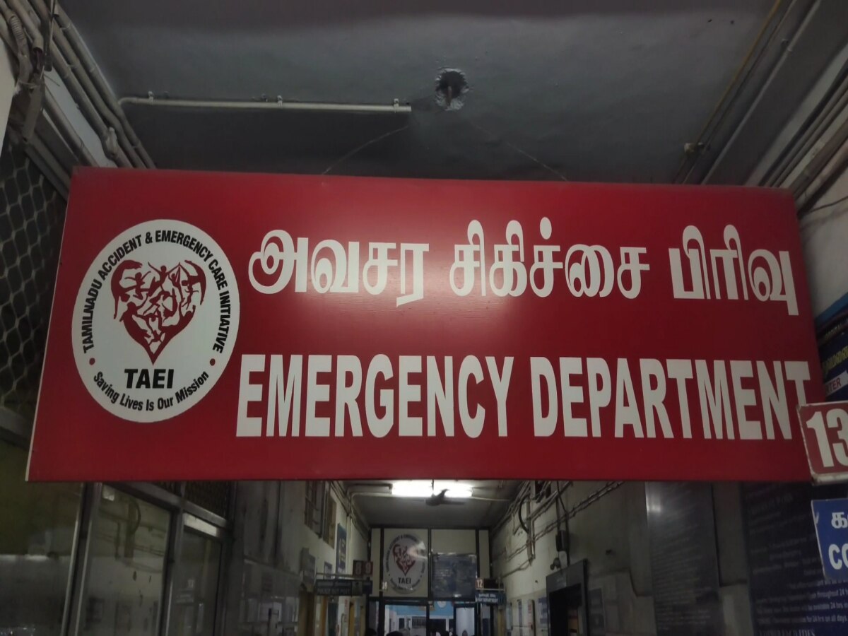 Crime : பைக்கில் அதிவேகம்.. தட்டி கேட்டதற்கு அரிவாள் வெட்டு.. வெட்டியவரை தாக்கிய மக்கள்... காஞ்சிபுரத்தில் பரபரப்பு..