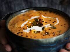 Hot Bowl Soup: हल्की बरसात में ट्राई कर सकते हैं Corn शोरबा रेसिपी, बच्चे और बूढ़े सभी को आएगा पसंद