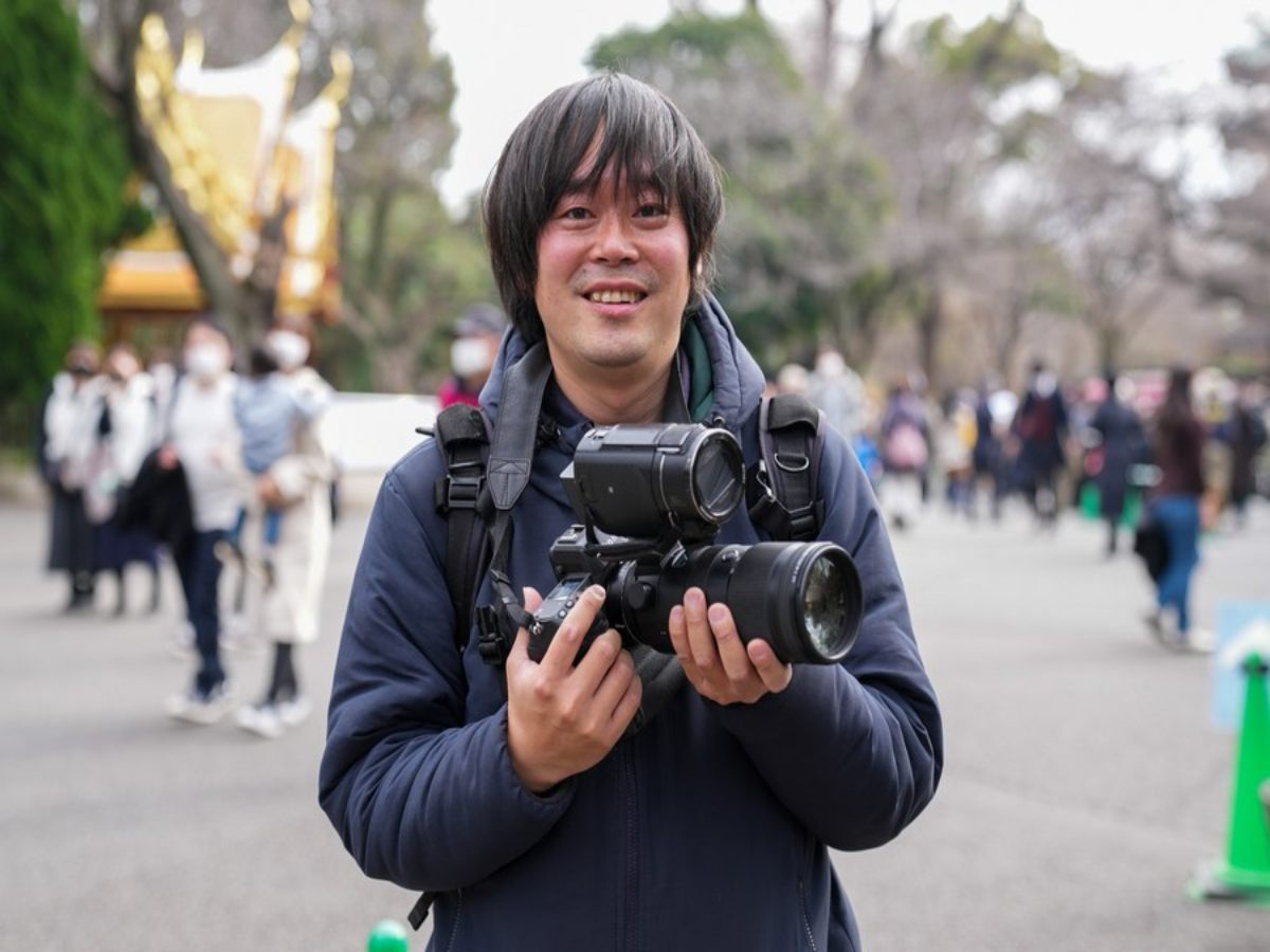 Meet The Japanese Man Who Visited Zoo For 12 Years Just To Click Panda Pictures Everyday