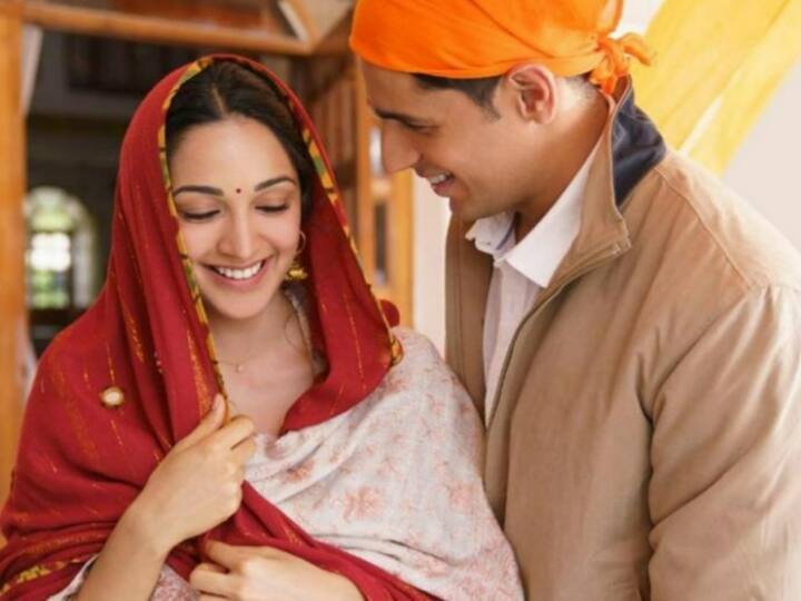 Sidharth Kiara Wedding Song: यूट्यूब पर अपलोड हुआ सिद्धार्थ-कियारा का स्पेशल वेडिंग सॉन्ग...फैन्स बोले- इससे अच्छा कुछ नहीं हो सकता Sidharth Malhotra Kiara Advani wedding song Ranjha is now available on YouTube Sidharth Kiara Wedding Song: यूट्यूब पर अपलोड हुआ सिद्धार्थ-कियारा का स्पेशल वेडिंग सॉन्ग...फैन्स बोले- इससे अच्छा कुछ नहीं हो सकता