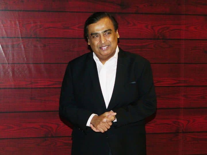 Mukesh Ambani three samadhi are so educated Isha Ambani father in law Ajay Piramal is good in studies इतने ज्यादा पढ़े लिखे हैं मुकेश अंबानी के तीनों समधी, ईशा अंबानी के ससुर हैं पढ़ाई में सबसे तेज़