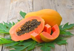 Papaya Rate: यंदाच्या हंगामातील पपईला सर्वाधिक दर,  शेतकऱ्यांच्या बैठकीत पपईला 17 रुपये प्रति किलो दर निश्चित