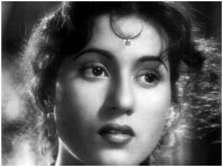 बतौर अभिनेत्री मधुबाला का एक्टिंग डेब्यू 1947 में नाटक 'नीलकमल' से हुआ. इसके बाद 'दिल की रानी' और 'अमर प्रेम' में भी काम किया.