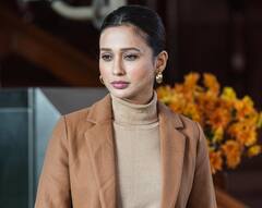 TMC सांसद और अभिनेत्री मिमी चक्रवर्ती को फ्लाइट के खाने में मिला बाल, बोलीं- डियर अमीरात मुझे विश्वास है...