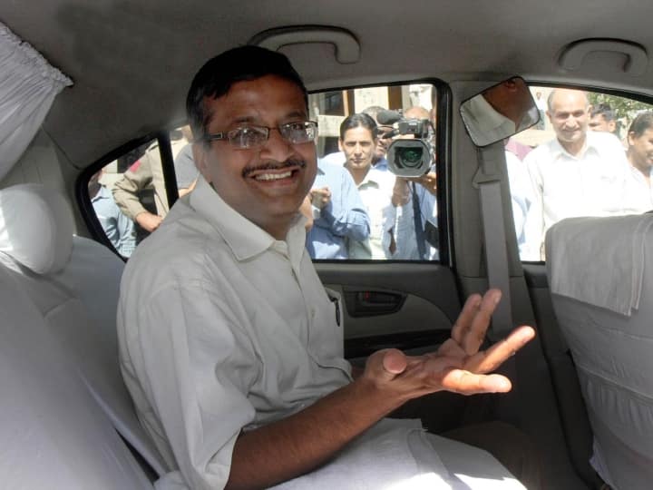 IAS Officer Ashok Khemka demand Old pension scheme to protest old age government employees Old pension Scheme: पंजाब के बाद अब हरियाणा में भी उठी पुरानी पेंशन की मांग, इस चर्चित IAS अफसर ने बुलंद की आवाज