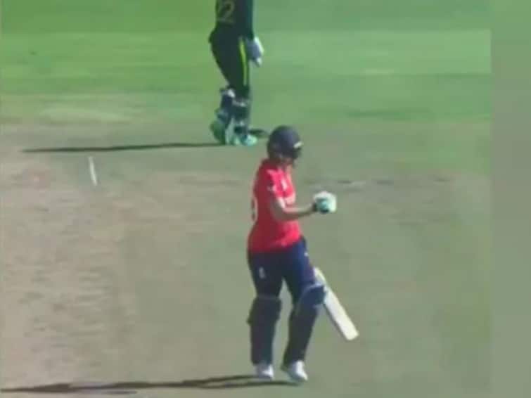 WATCH: England Awarded 5 Penalty Runs After Ball Hits Pakistan Keeper's Discarded Gloves During T20 World Cup Clash WATCH: England Awarded 5 Penalty Runs After Ball Hits Pakistan Keeper's Discarded Gloves During T20 World Cup Clash