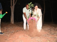 Actress Kangana Ranaut Participated In Green India Challenge In Hyderabad - PICS