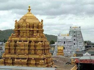 Tirupati Ticket Bookings: மார்ச் மாதம் திருப்பதி போகனுமா? அப்போ இன்றே ஆன்லைன் டிக்கெட் புக் பண்ணுங்க..!